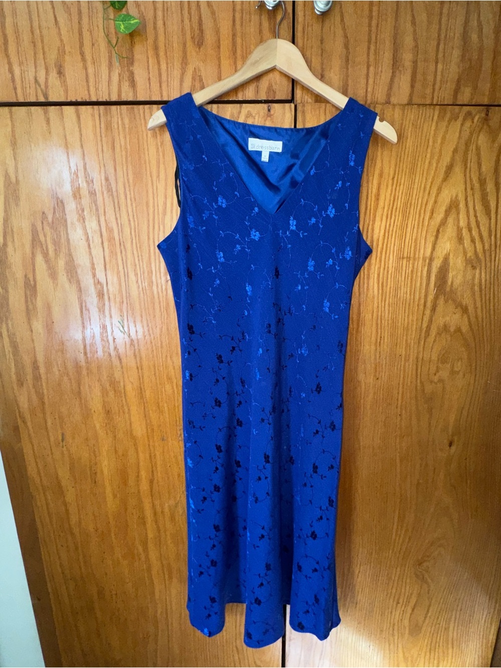 Dressbarn VTG Royal Blue Sleeveless V-Neck Midi Dress